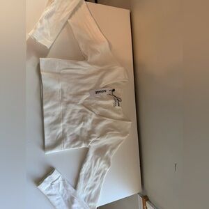 Garage White Ribbed Long Sleeve cropped Top- NWT